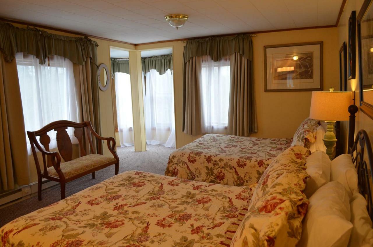 The Bavarian Manor Bed & Breakfast Purling