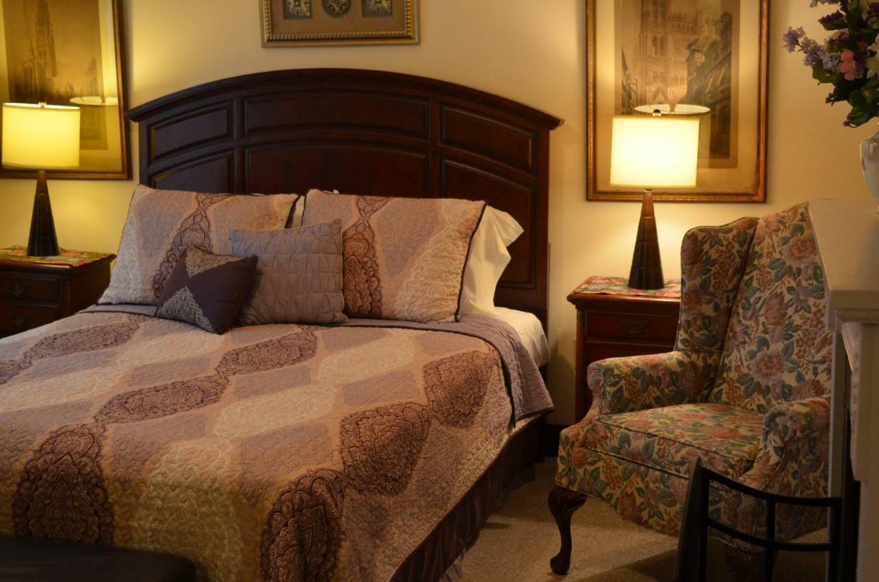 The Bavarian Manor Bed & Breakfast Purling